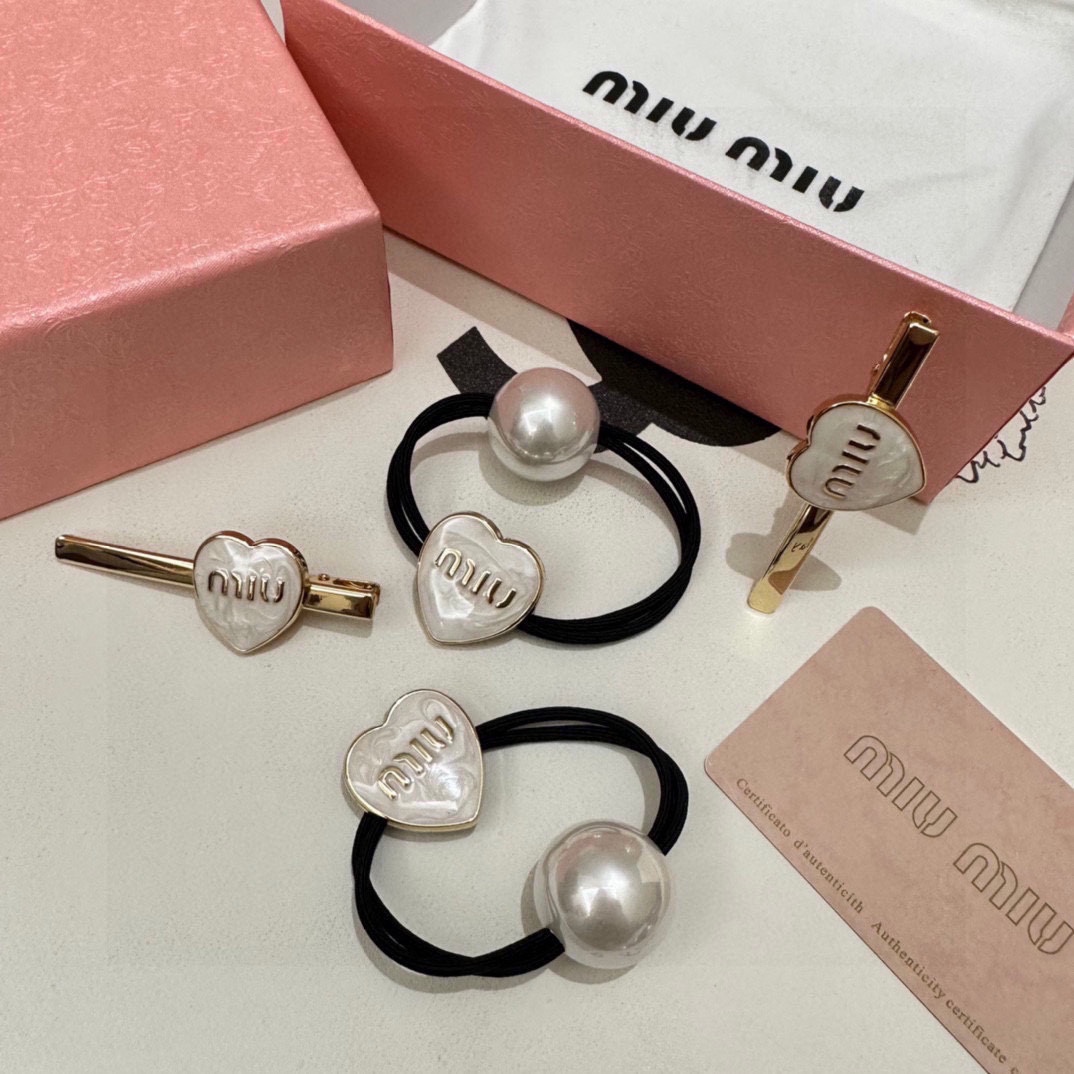 Miumiu 2pcs hh (15)